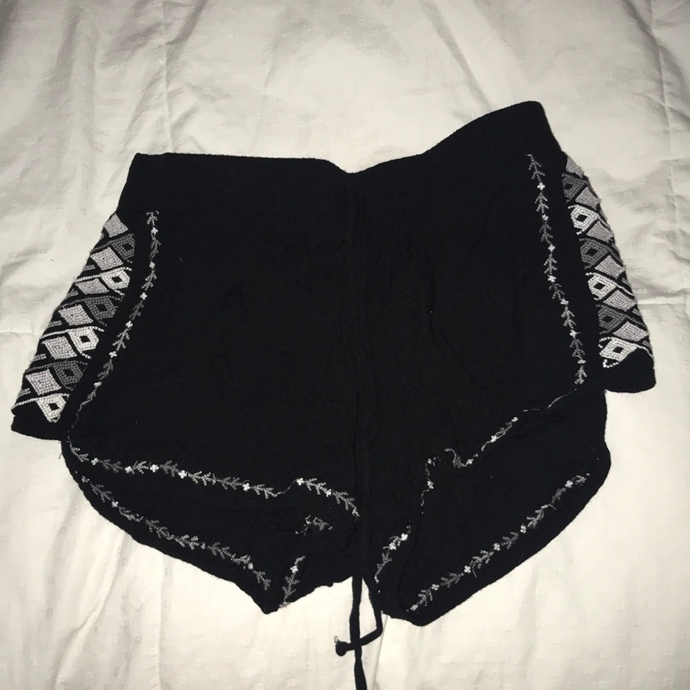 Pacsun flowy shorts